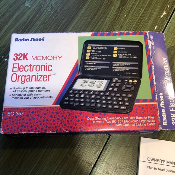 Radio Shack Vintage 1994 NEW EC-357 32K Memory Electronic Organizer - Picture 2 of 6